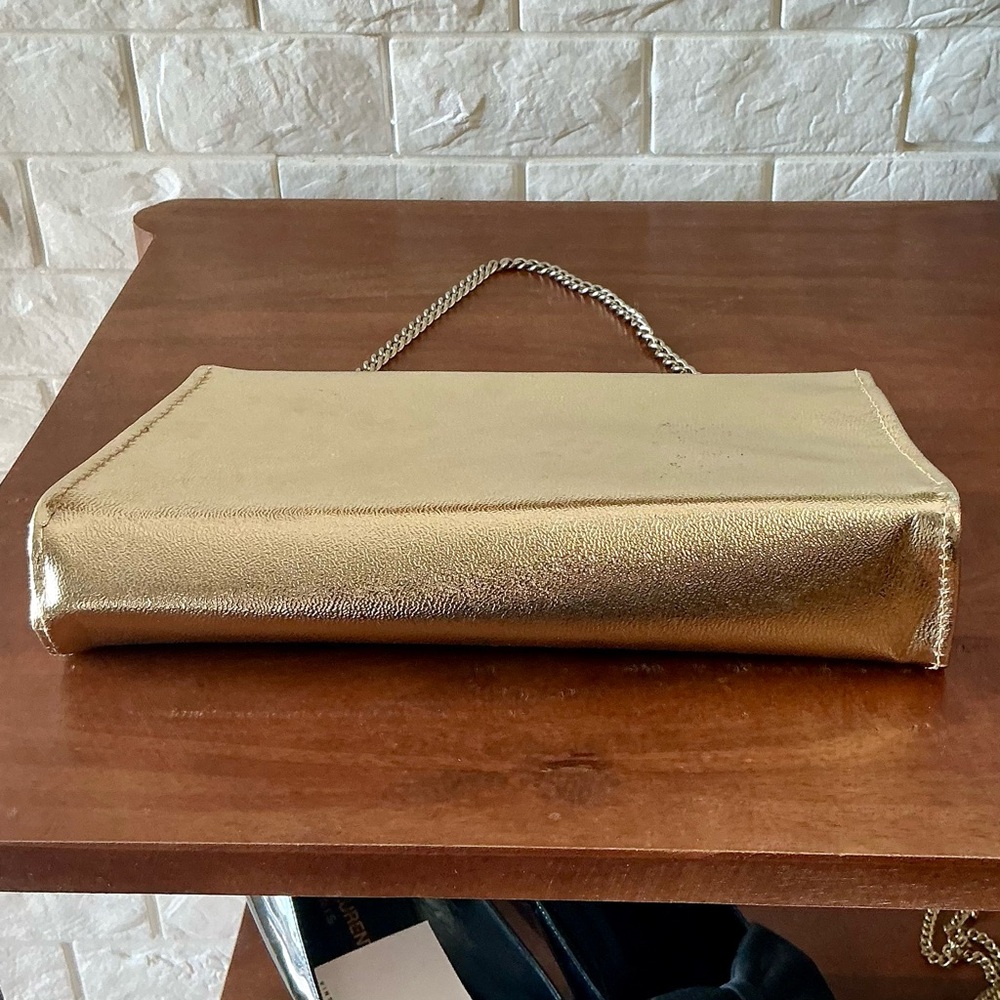 Vintage Gold Metallic Structured Evening Clutch Bag Chain Strap + Clasp Closure - Picture 7 of 13